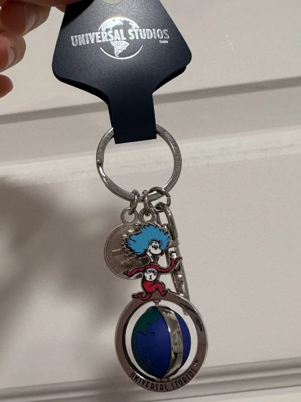Universal Studios - Dr. Seuss Thing 1 Thing 2 Spinning Globe Keychain